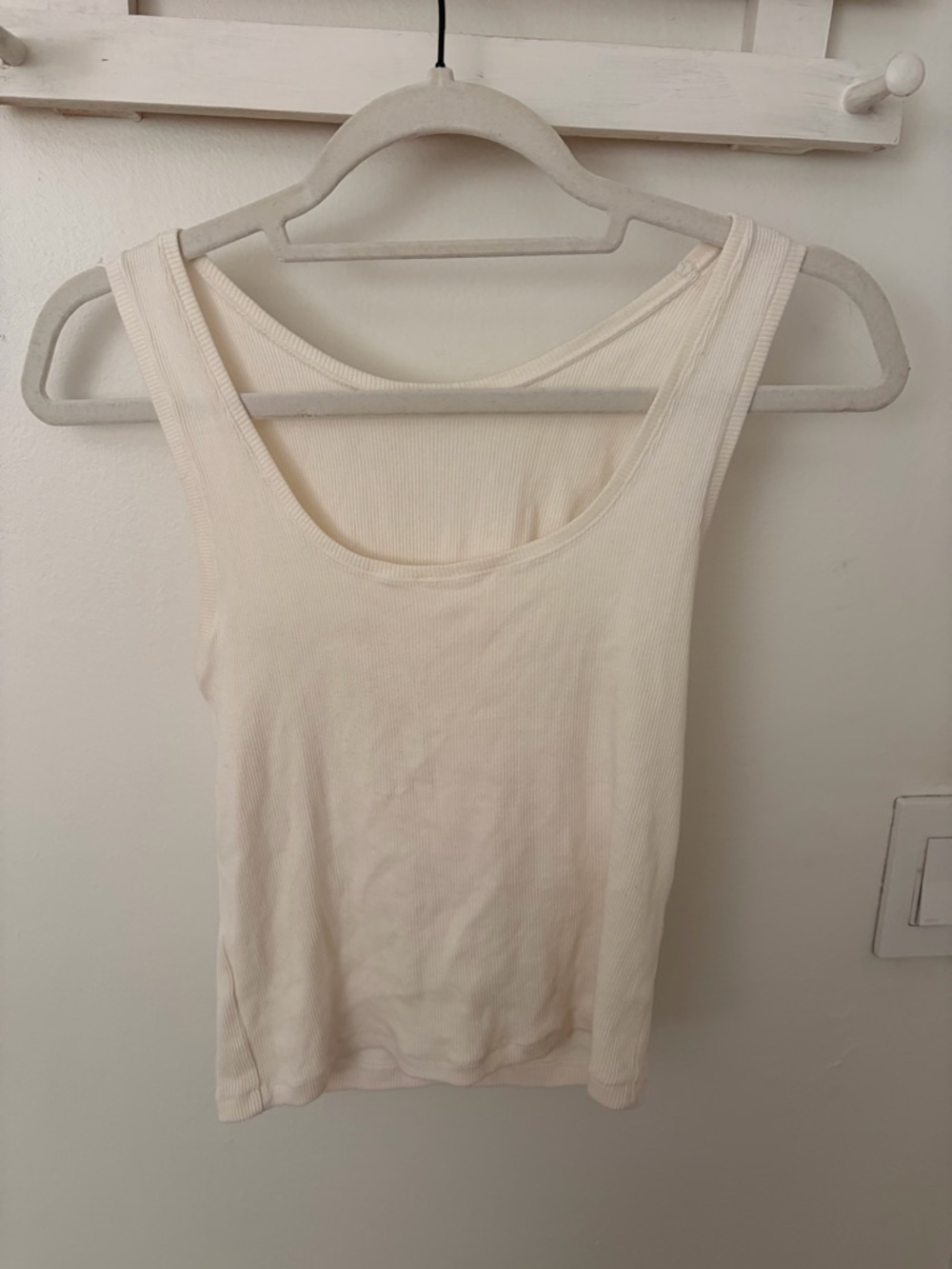 SKIMS Ribbed Lounge Tank Top in Cream